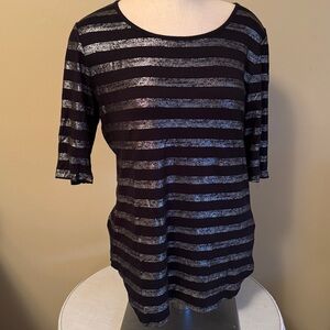 Apt. 9 Black and Silver Elbow-Sleeve Top size Medium with some stretch